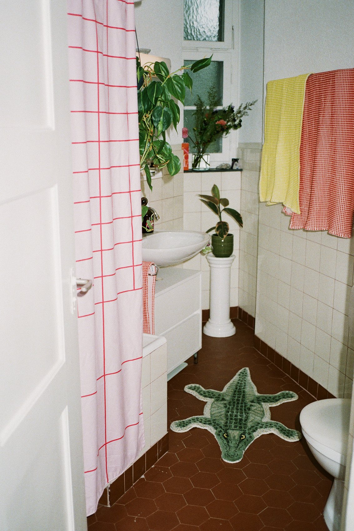 Seca Shower Curtain Rose