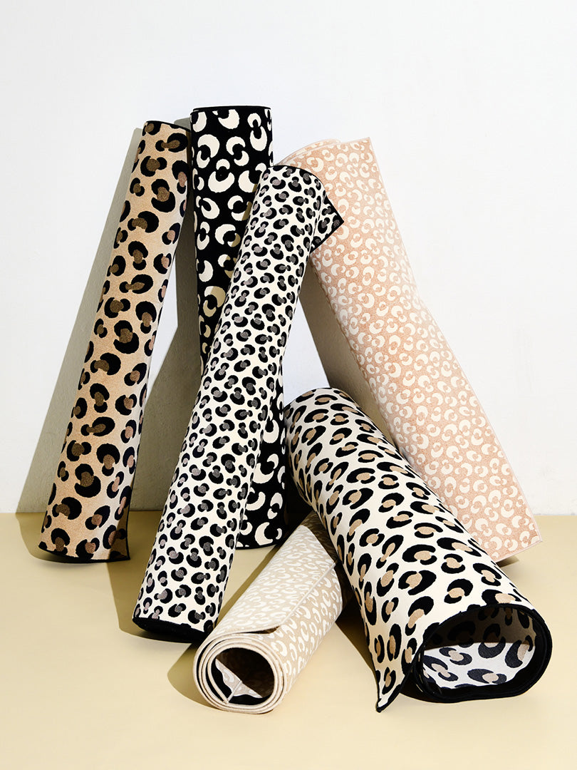Rug Animalia Black & White Maxi Spots