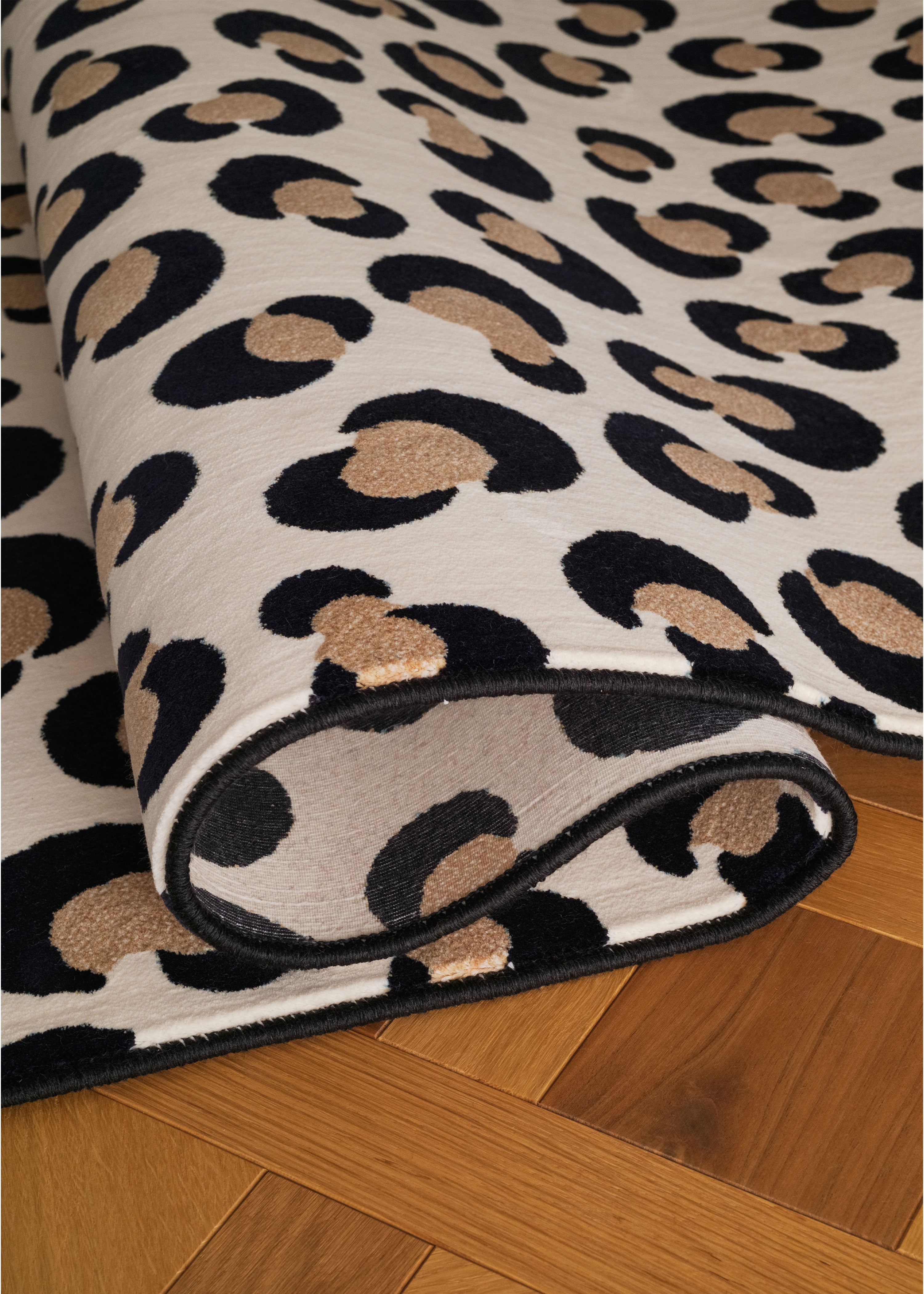 Rug Animalia Beige Maxi Spots