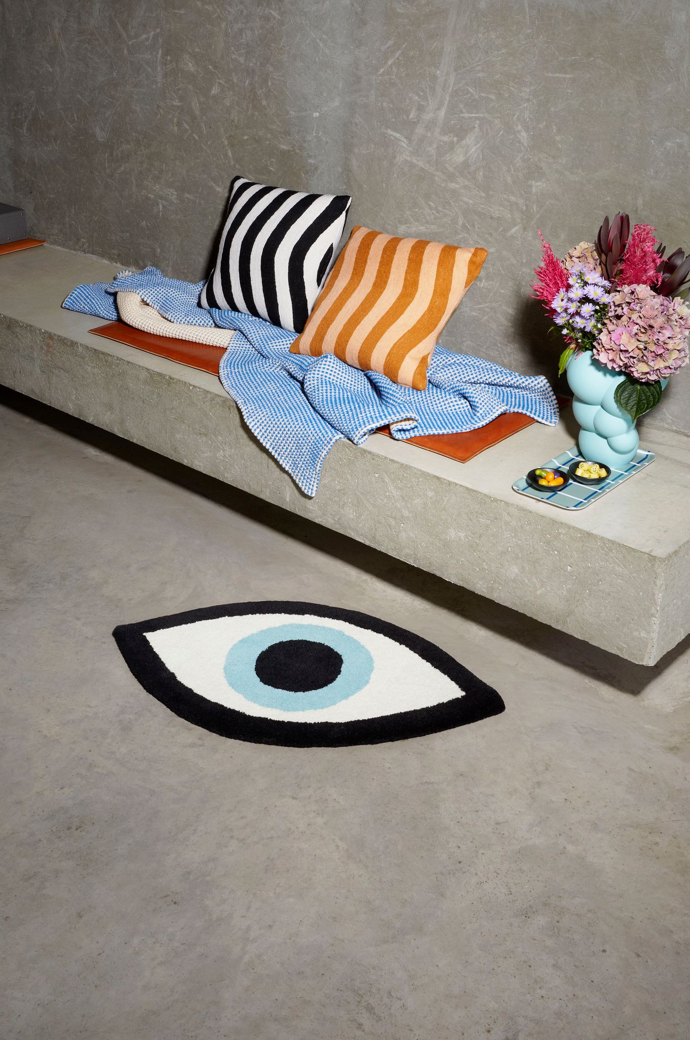 Tufted Rug Eye