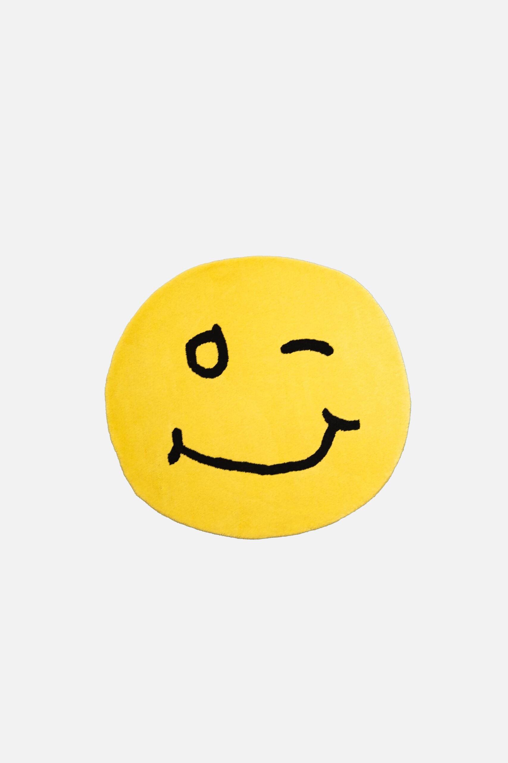 Tufted Rug Smiley